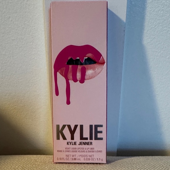 Kylie Cosmetics Other - Kylie Cosmetics lip kit